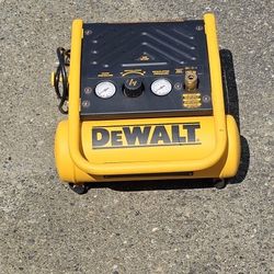 Dewalt Compressor 