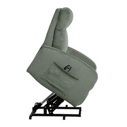 Lift chair With remote ! Also reclines . New.