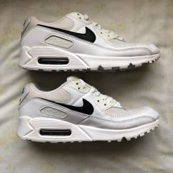 Nike Air Max 90 Women’s Size 9.5 Have Some Yellowing In Some Parts Still Good Condition 