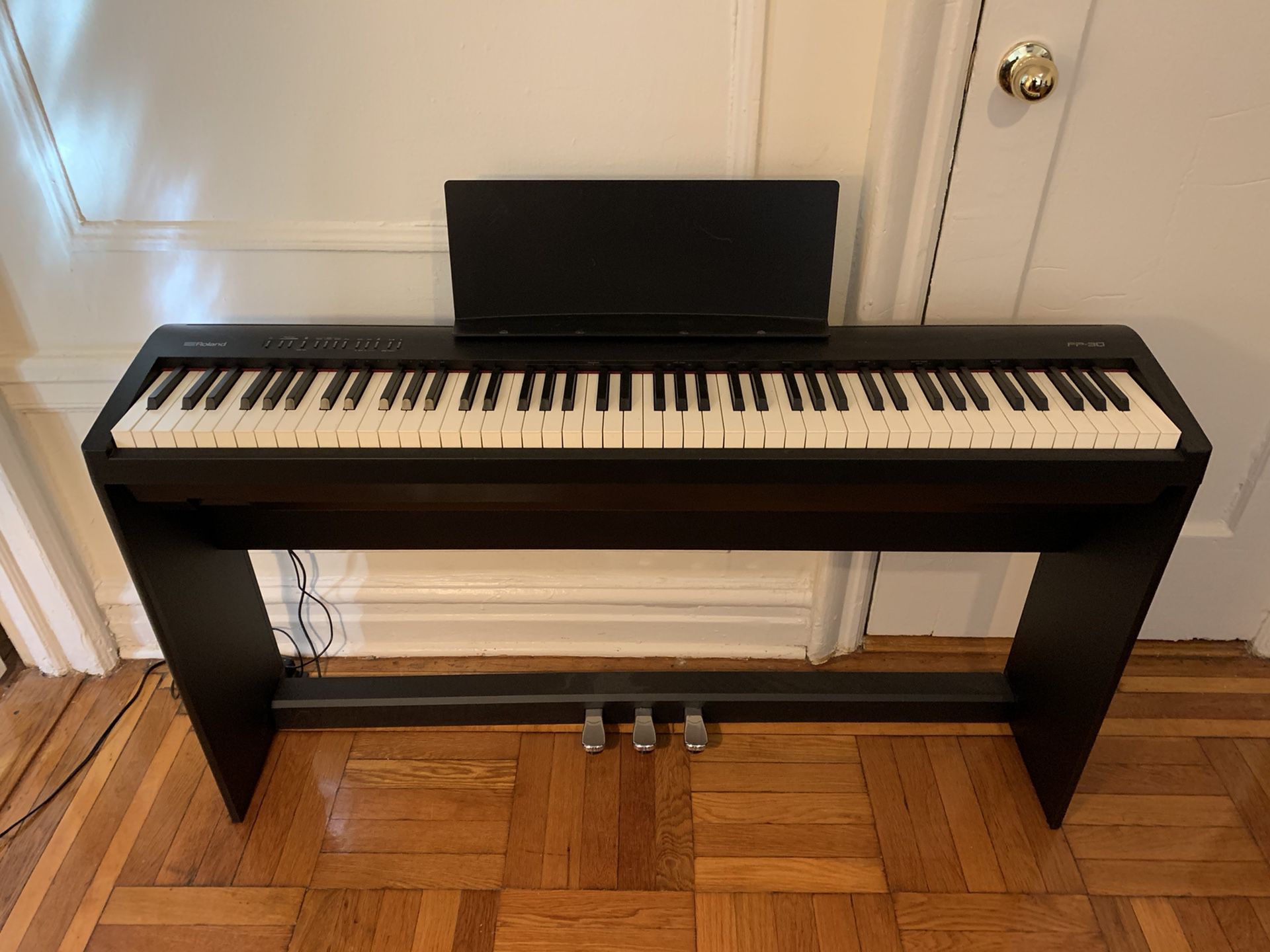 Roland FP-30 Piano w/ Stand and Gig Bag