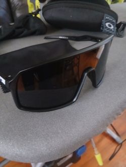 Oakley Shield Sunglasses with Case
