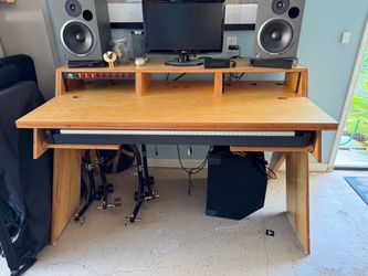 Studio Production Desk