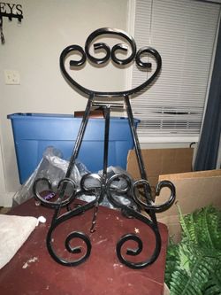 Rod Iron Book Holder