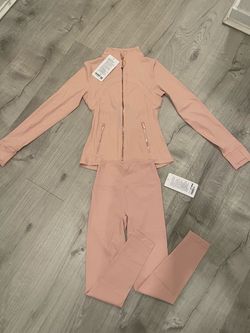 Lululemon light pink size 2 set (Brand new)