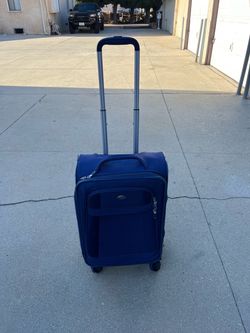 Carry-on Suitcase Luggage With Spinner Rollers 15x9x23h