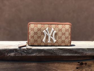 Gucci GG Zip Around Wallet x MLB “NY Yankees” Patch