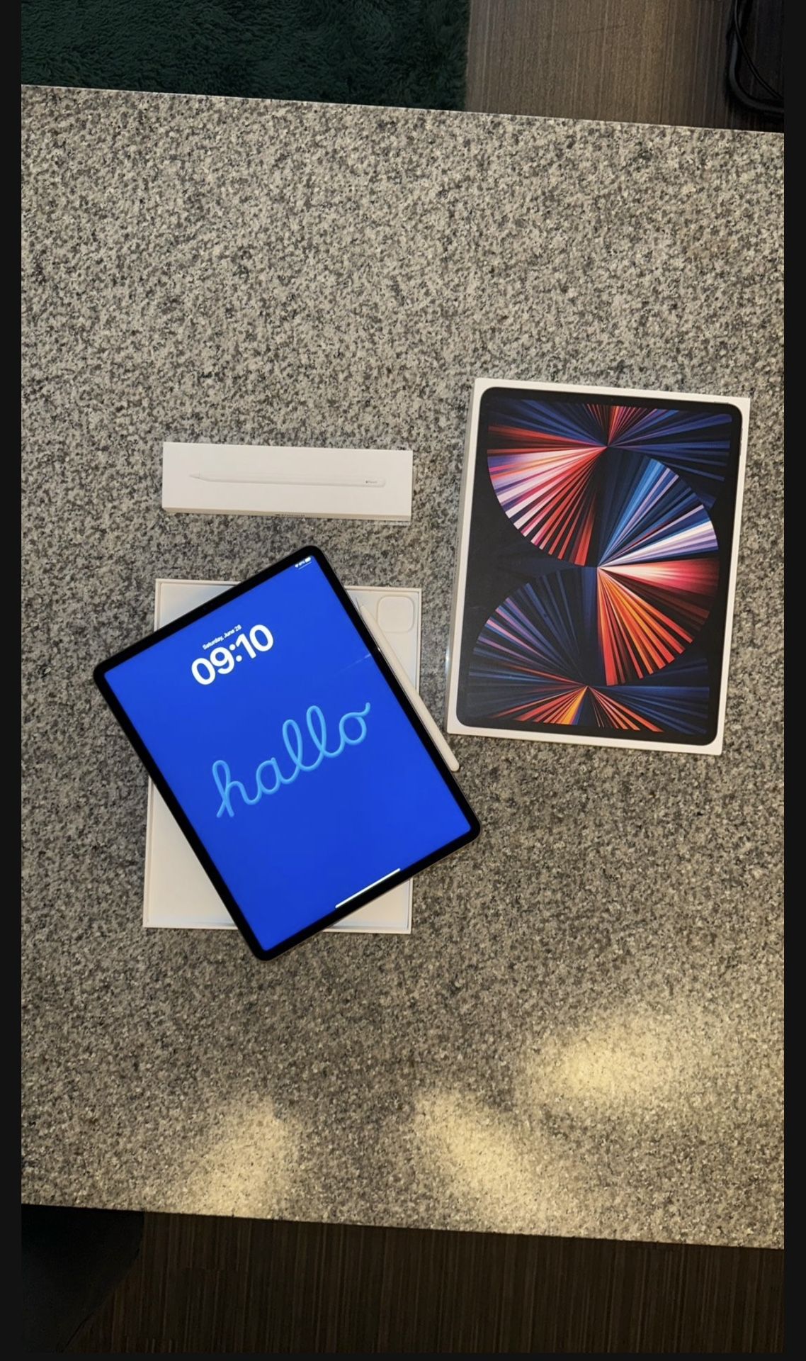 Apple iPad Pro 12.9-inch