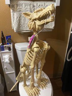 Halloween Skeleton Wolf