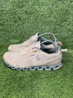 On Cloud Pink And Grey Shoes 