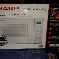 Sharp Carousel 0.7 Cu. Ft. Microwave
