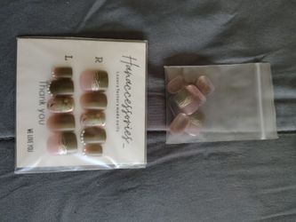 Hanaccessories Green and Pink Short Glue On Nails