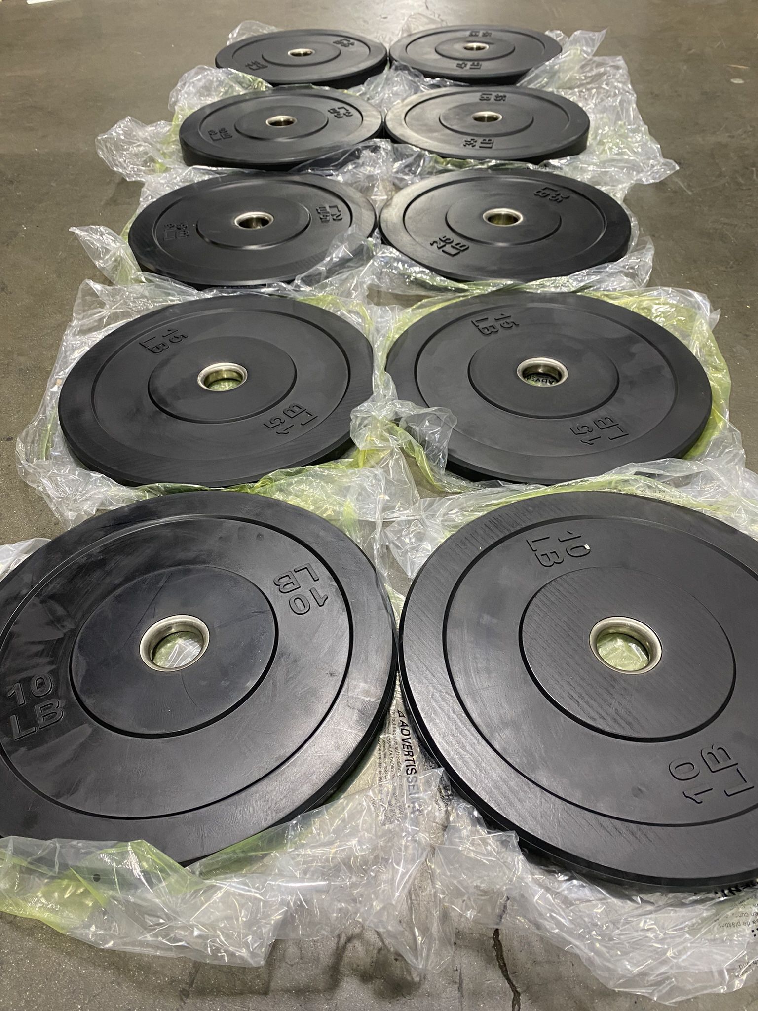 BUMPER PLATES/ RUBBER WEIGHTS/ GYM EQUIPMENT/ FREE DELIVERY 🚚 