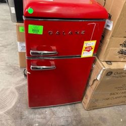 Galanz Mini fridge GLR31TRDER 3.1