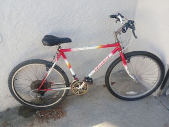 Mens 26" Peugeot Mountain Bike