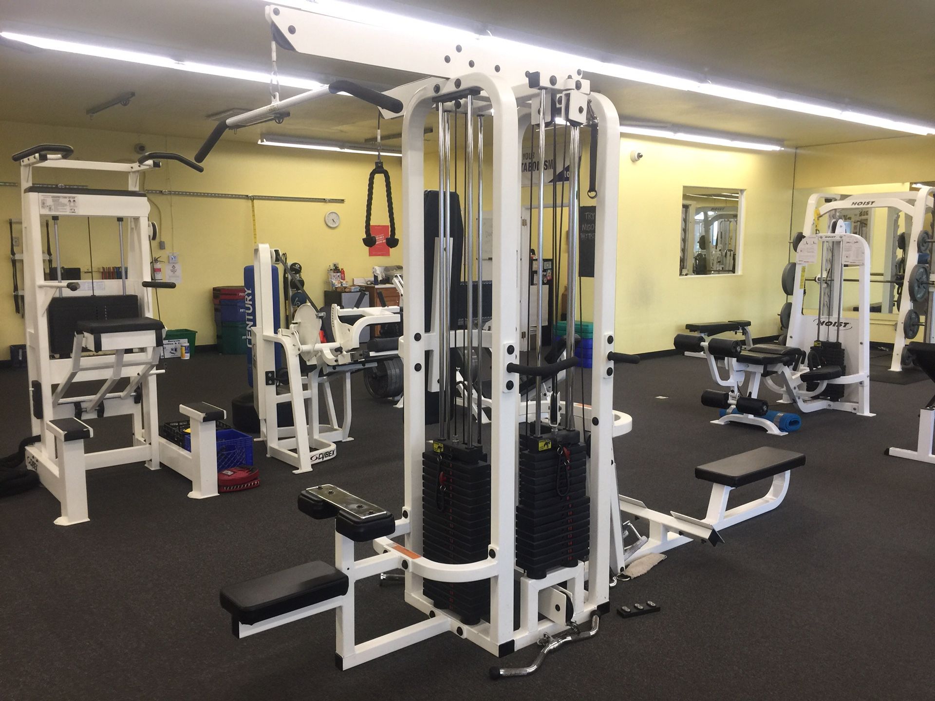 Hoist Commercial 4 Station Multi-Purpose Weight Machine