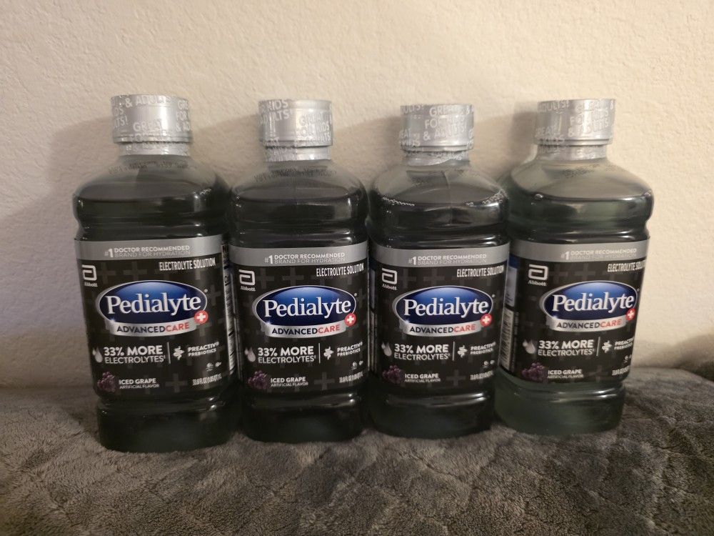 Pedialyte Electrolyte Solution Iced Grape, 33.8 fl oz