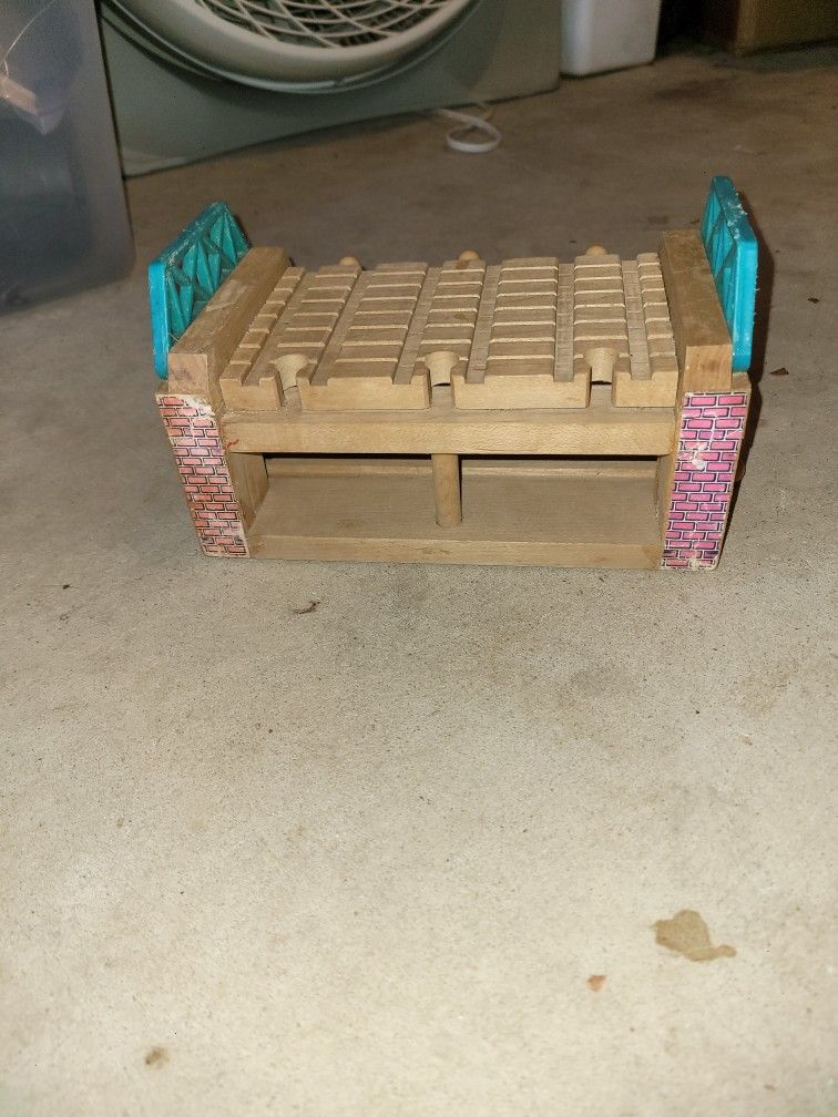 Thomas and Friends, 3 Track Bridge