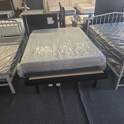 QUEEN 12"IN THICK MEMORY GEL MATTRESS 