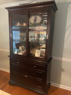Stanley Transitional solid cherry Dining Set