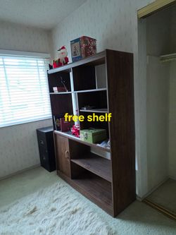 Free shelf