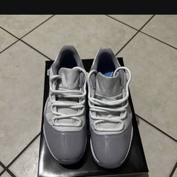 Jordan 11 Cement Grey