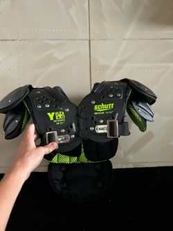 Schutt Y Flex Shoulder Pads With Backplate