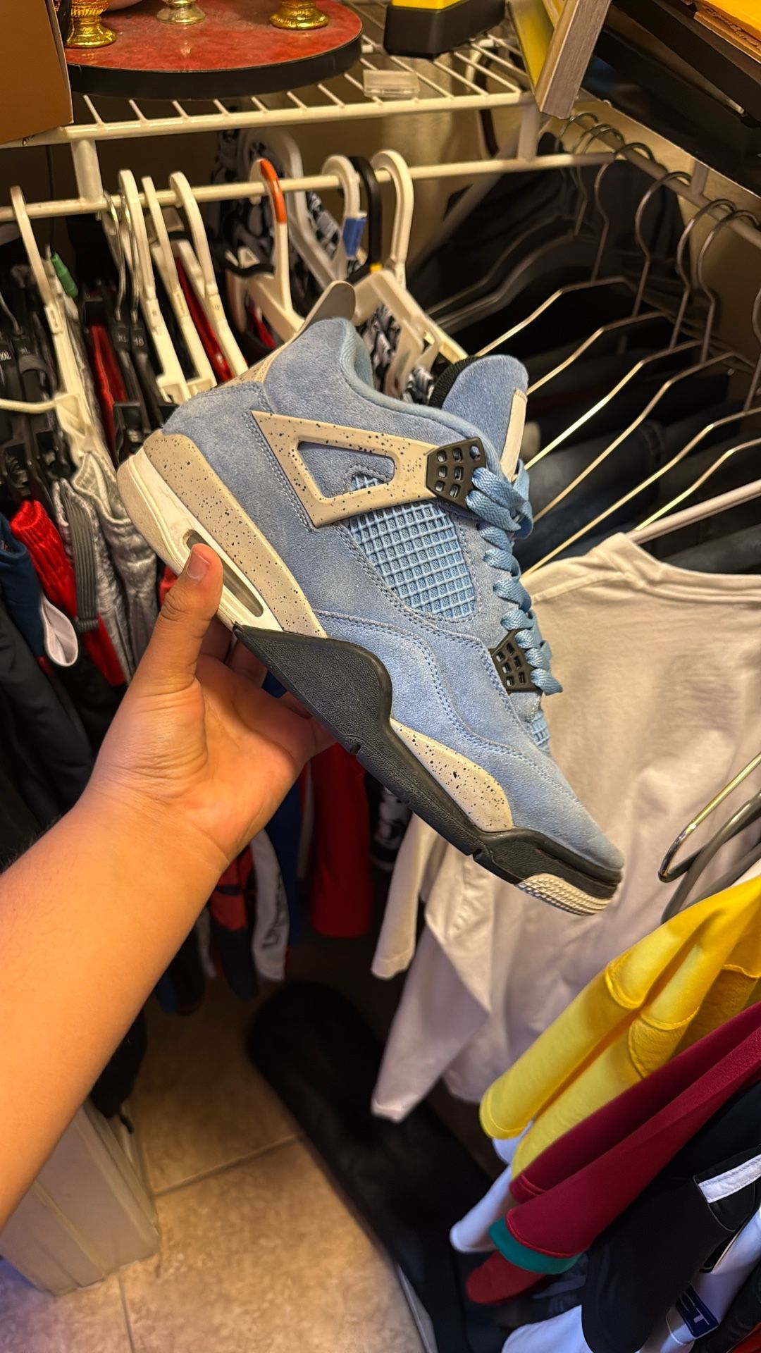 Jordan 4 Unc