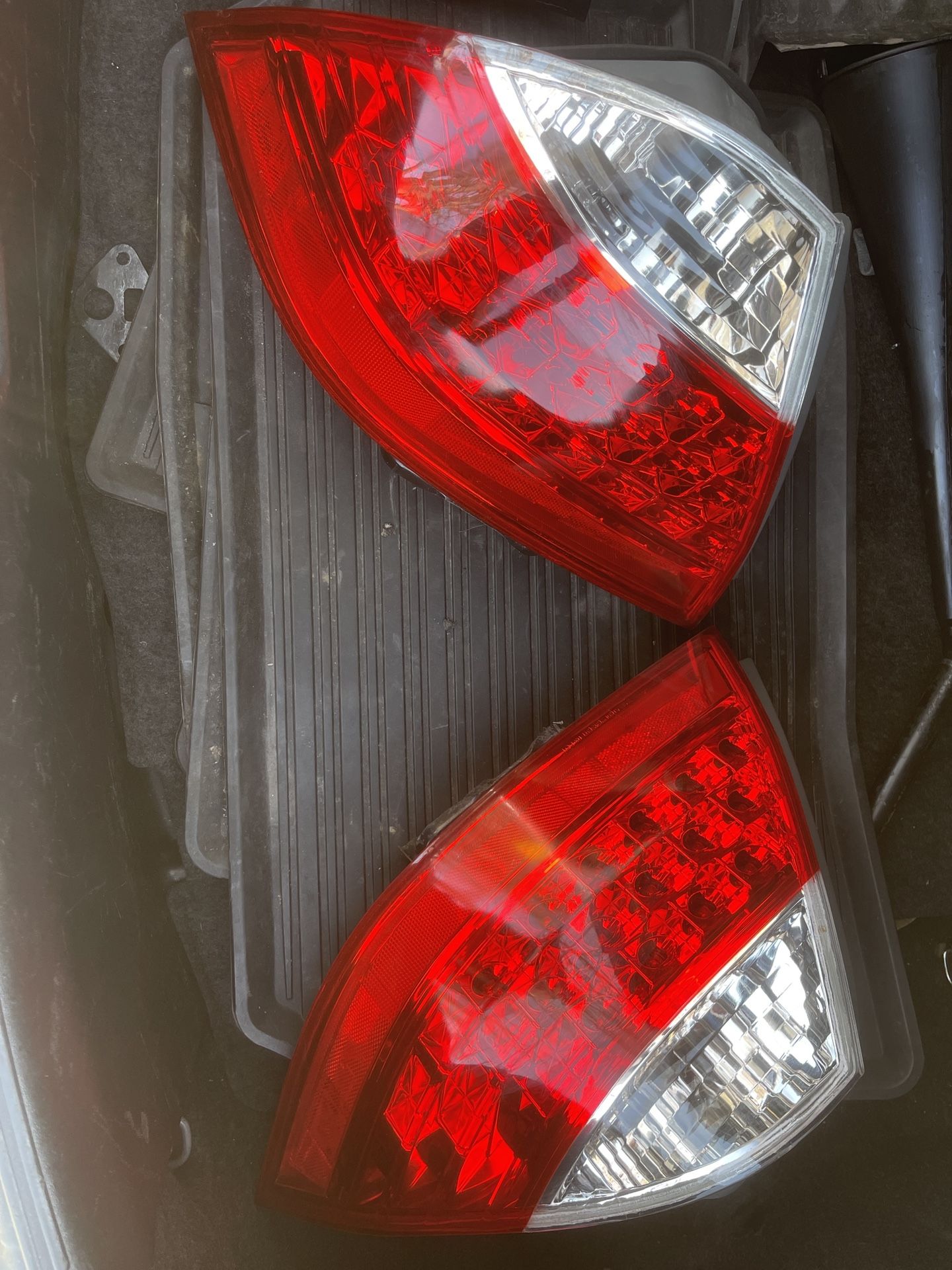06-08 honda accord jdm tail light