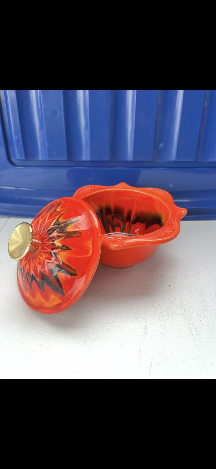 California Originals casserole dish