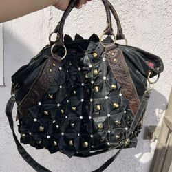 Women’s Black Bag 