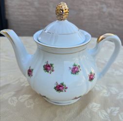 Teapot china