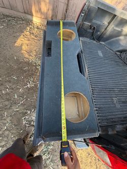 Speaker box