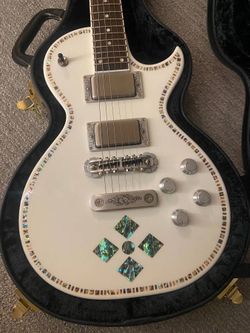 Zemaitis A24SU - White Pearl Diamond