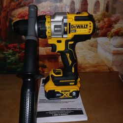 DEWALT 20V 3 SPEED HAMMER DRILL KIT