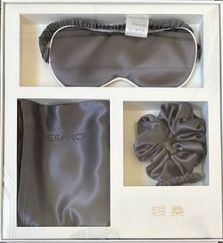 Inesánce Silk Sleep Mask Set With Hair Scrunchie & Pillowcase Gray NWT