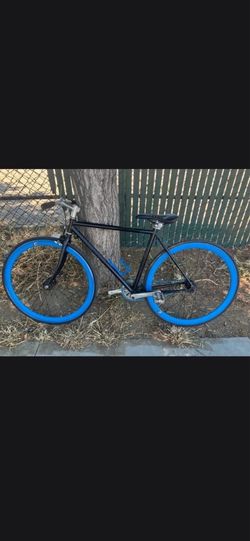 Fixed gear racing bike