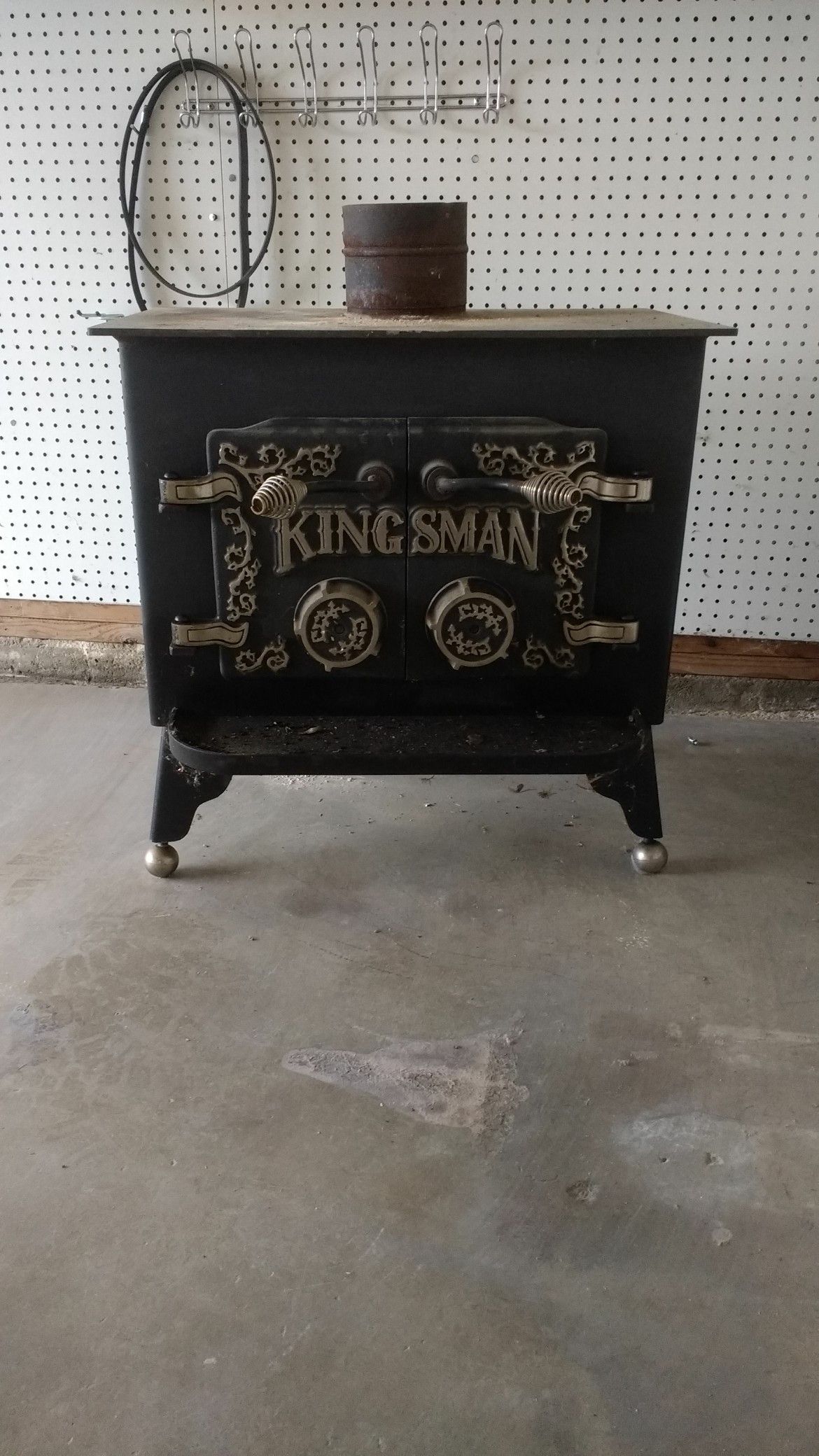Kingsman wood stove