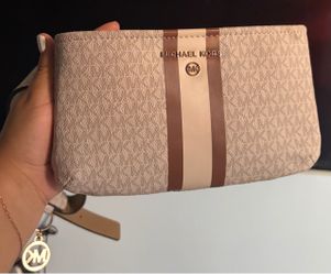 Michael Kors MK Belt Bag