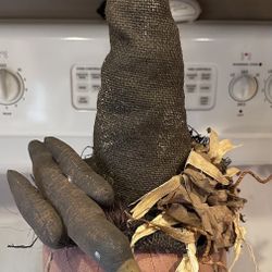 Primitive Pumpkin With Crow