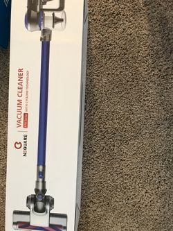 Cordless vacuum