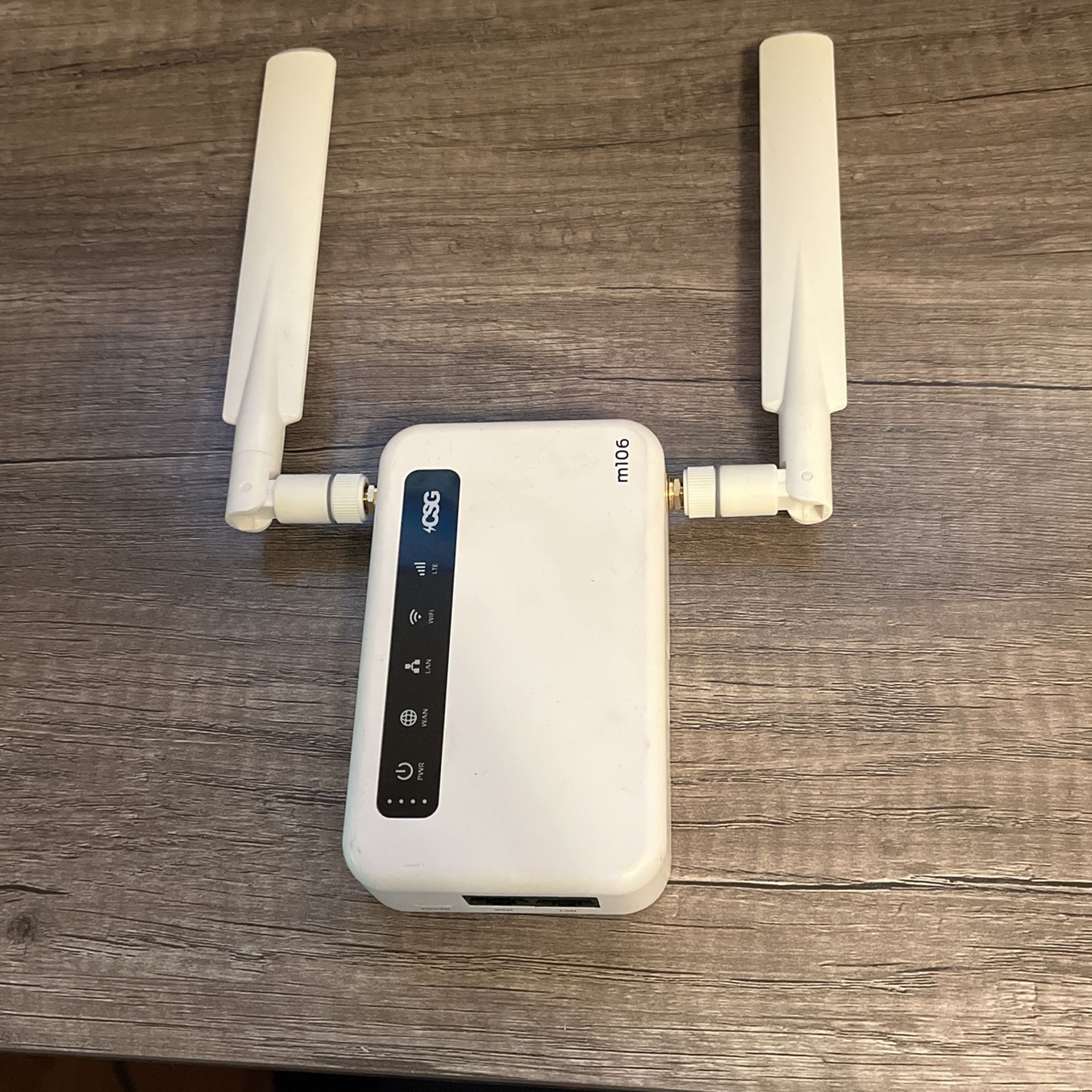 M106 LTE Wireless Router