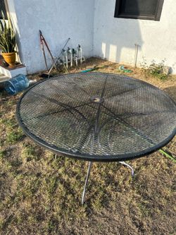 Metal table