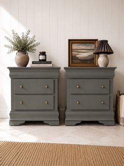 Set of two gray Endtables / side tables / nightstands