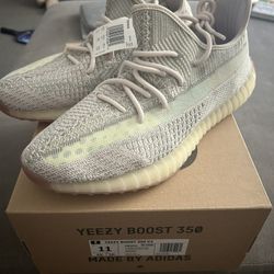 Yeezy 350 V2 Citrin