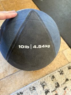 Nike Weighted Ball 10 Lbs Exercise Weights 