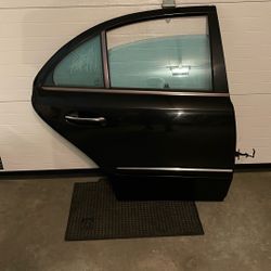 Mercedes Benz E500 Right Rear Door
