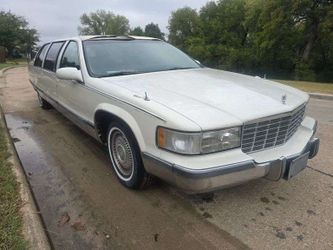 1996 CADILLAC FLEETWOOD 6DOOR LIMO