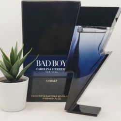 Carolina Herrera
 
Bad Boy Cobalt Eau de Parfum

3.4 fl (2 available)