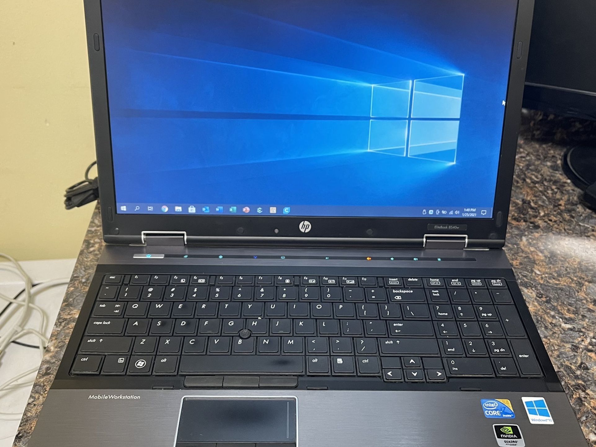 HP EliteBook i7 Laptop 8GB RAM SSD Windows 10