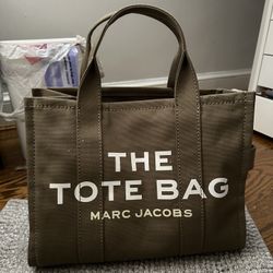 The Marc Jacob’s Tote Bag (Slate Green)